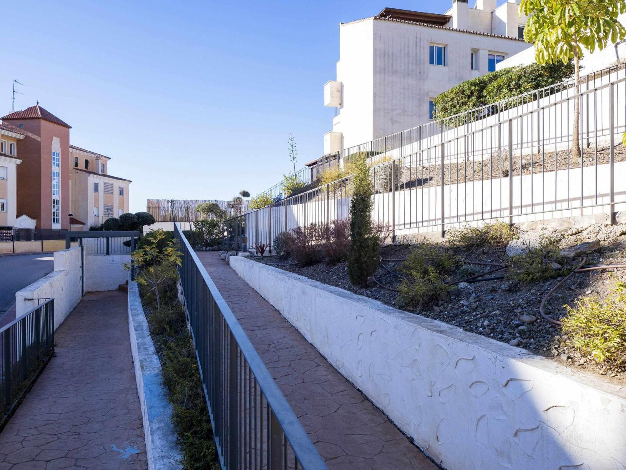 Atico Con Vistas Al Mar Piscina Y Parking Málaga Exterior foto