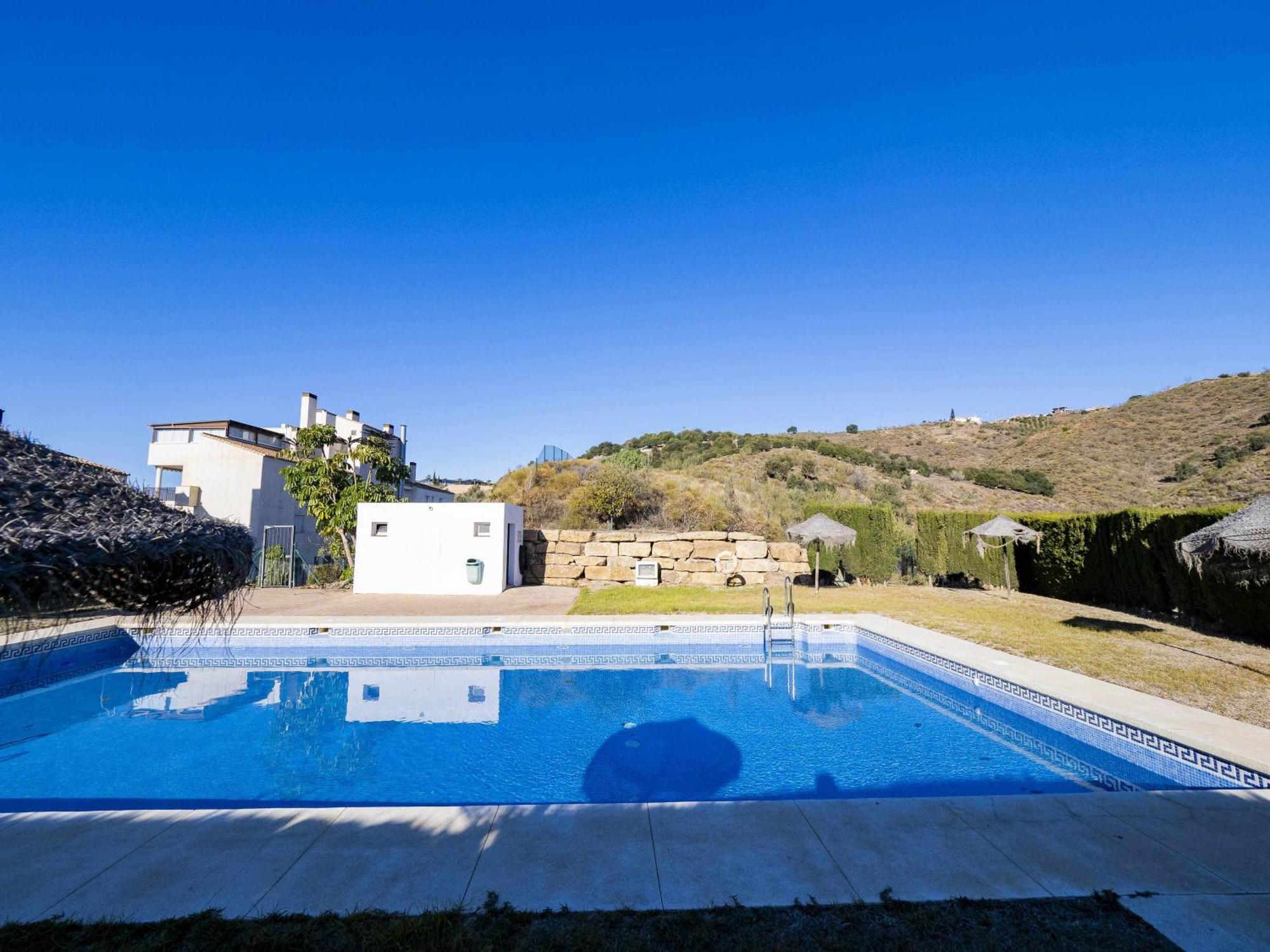 Atico Con Vistas Al Mar Piscina Y Parking Málaga Exterior foto
