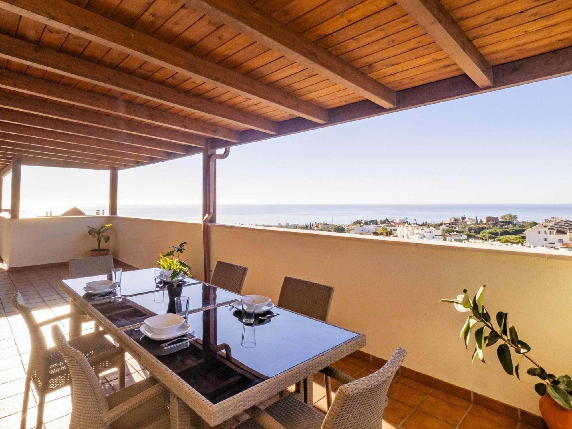 Atico Con Vistas Al Mar Piscina Y Parking Málaga Exterior foto